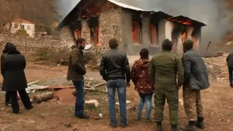 Ermənilər Kəlbəcərdə vandallıq edir: Evlər, dükanlar... (VİDEO)