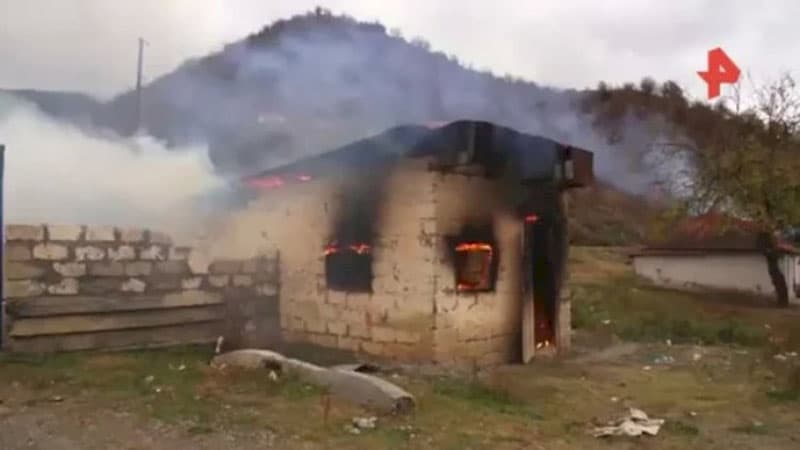 Ermənilər geri qaytarılan 7 kəndi də yandırmağa başladı (VİDEO)