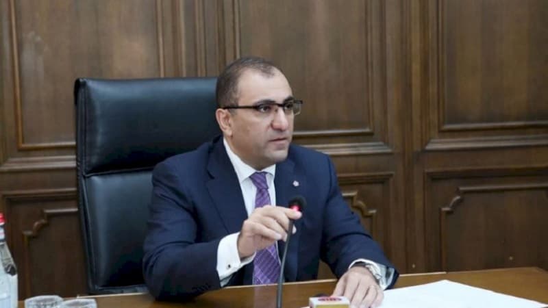Ermənistan parlamenti aparatının sabiq rəhbəri saxlanıldı
