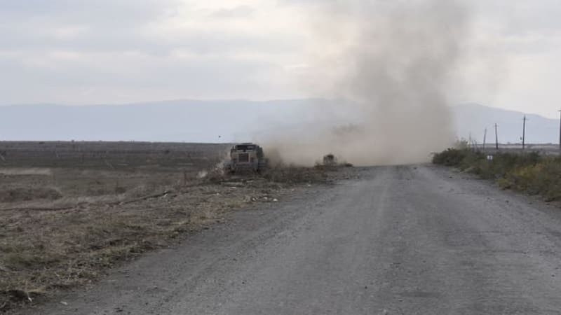 Ağdam yolu minalardan təmizlənir (FOTO)