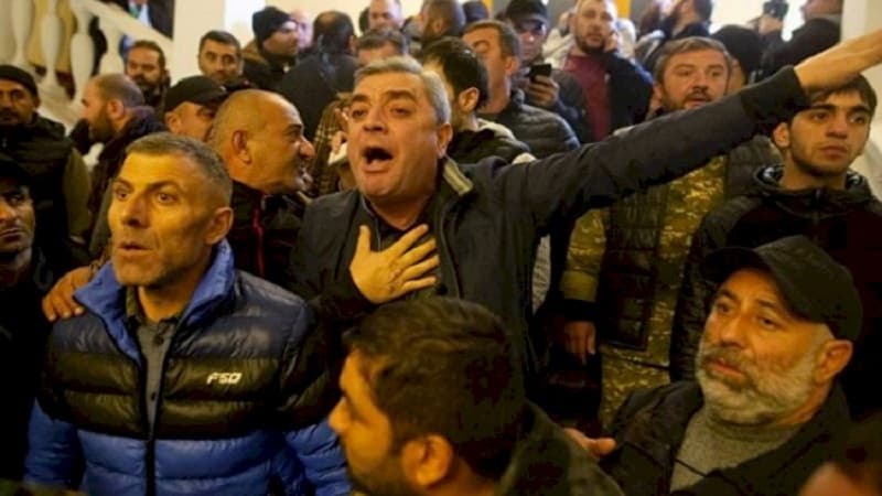 Moskvada Paşinyana əvəz axtarırlar: Nikol Kremlin bütün şərtlərinə hazırdır