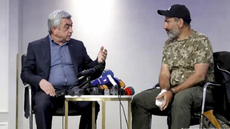 “Sən qorxaqsan və alnına xain damğası vurulub” - Sarqsyandan Paşinyana sərt cavab