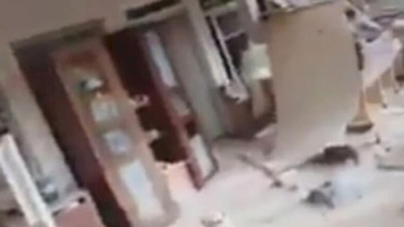 Şuşada baba evini tapan hərbçimiz… (VİDEO)