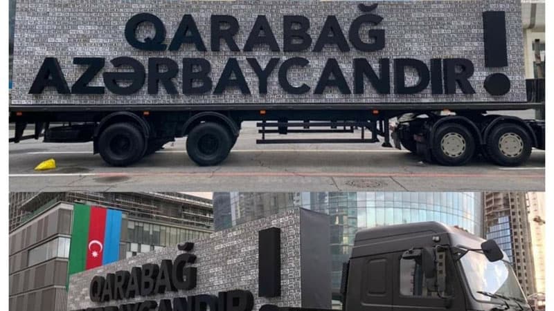 Düşmən texnikalarının nömrələrindən ibarət nəhəng lövhə Azadlıq meydanında (FOTO/VİDEO)
