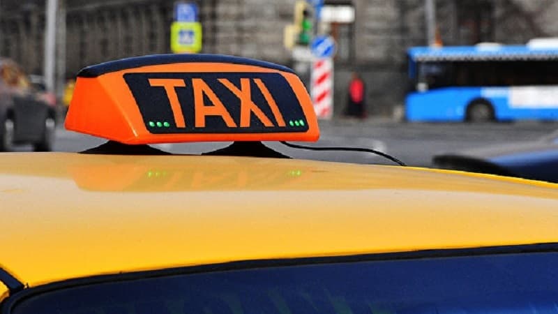 "Ali Express"in vitse-prezidenti “Ayfon”unu Moskvada taksidə itirdi
