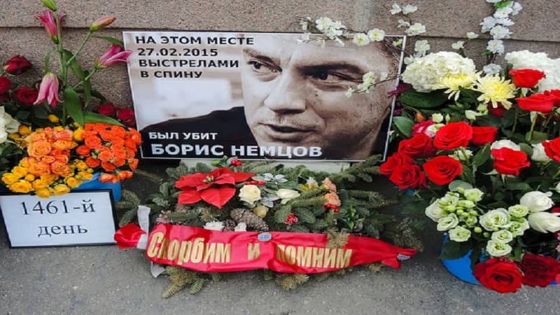 Putin Nemtsovun qətl hadisəsini sona çatdırmağı tələb etdi