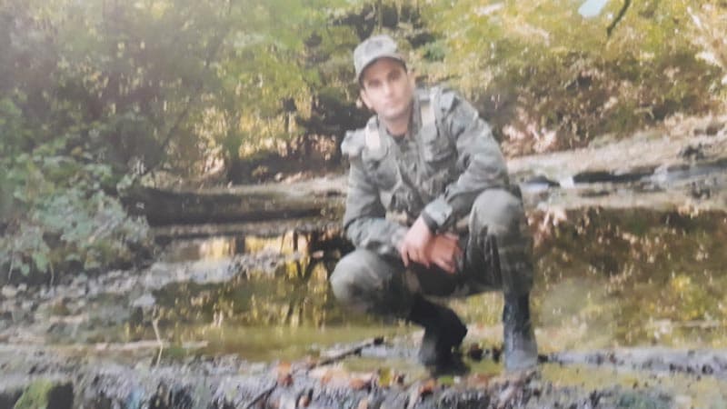 Şəhid “Mixaylo”nun sükutu, korellanın nəğməsi, parada gələn ağ durnalar... (REPORTAJ)