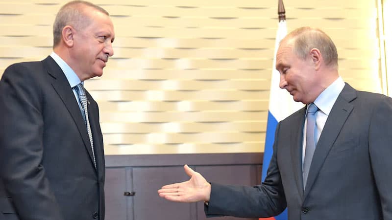 Vladimir Putin: “Ərdoğan sözünün üstündə duran kişi adamdır”