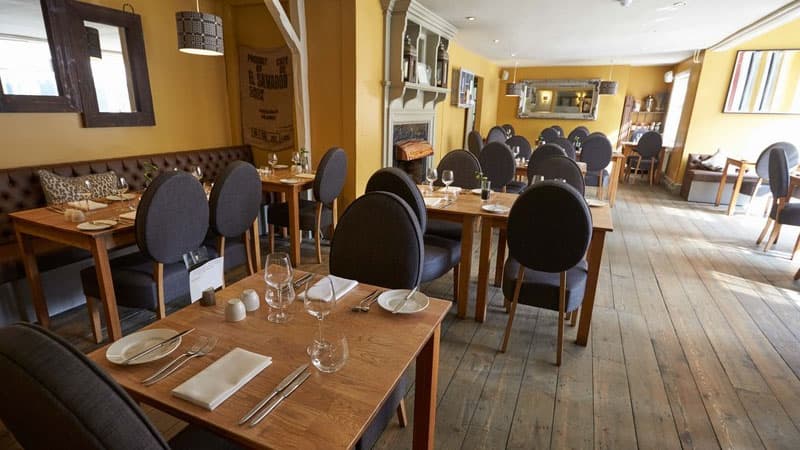 Nazirlər Kabinetindən kafe və restoranların fəaliyyəti ilə bağlı açıqlama