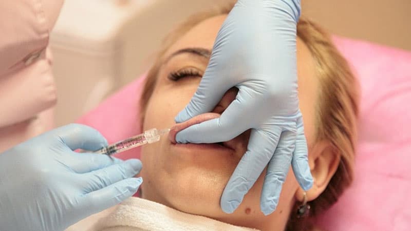 Koronavirus yeni trend yaradıb: hamı gözəlləşmək istəyir