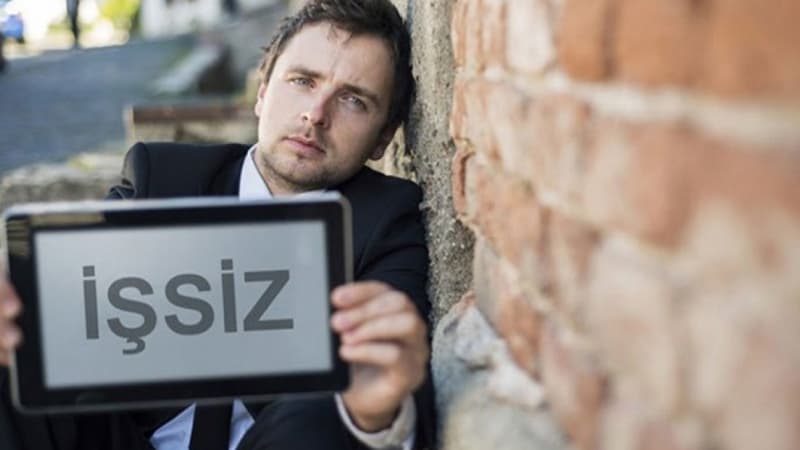 Ekspert işsizliklə bağlı mövcud hüquqi problemləri açıqladı