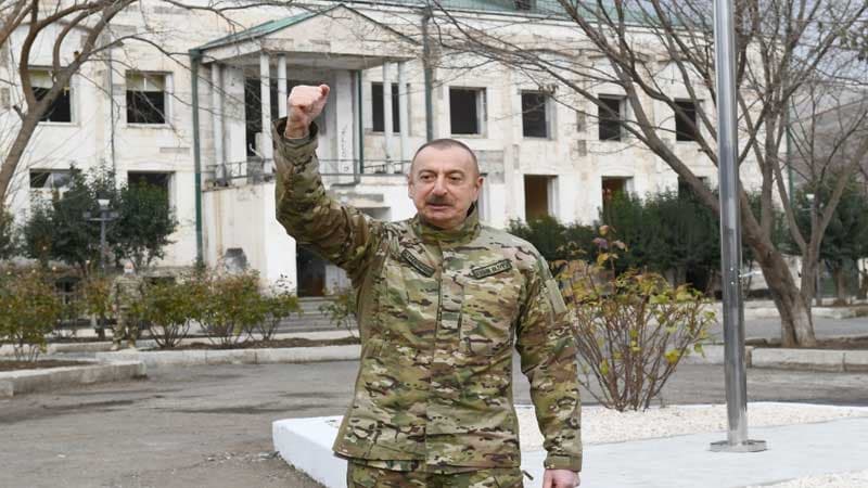 Prezidentin təltif etdiyi generallar (SİYAHI)