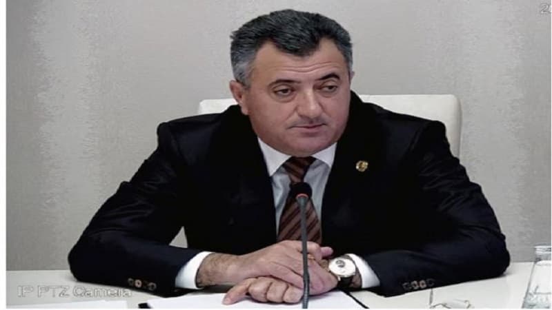 Abdin Fərzəliyev ölən şöbə müdirinin yerinə onu təyin etdi
