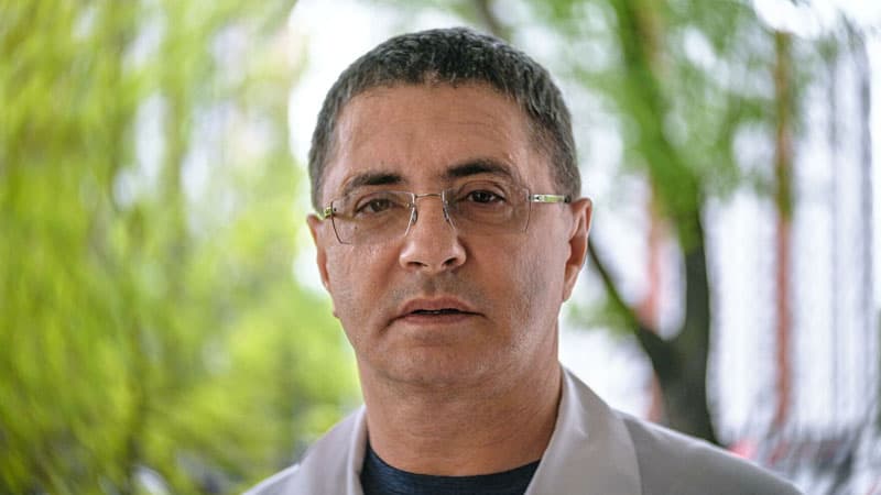 Doktor Myasnikov sağlamlıq üçün ən zərərli vərdişdən danışdı