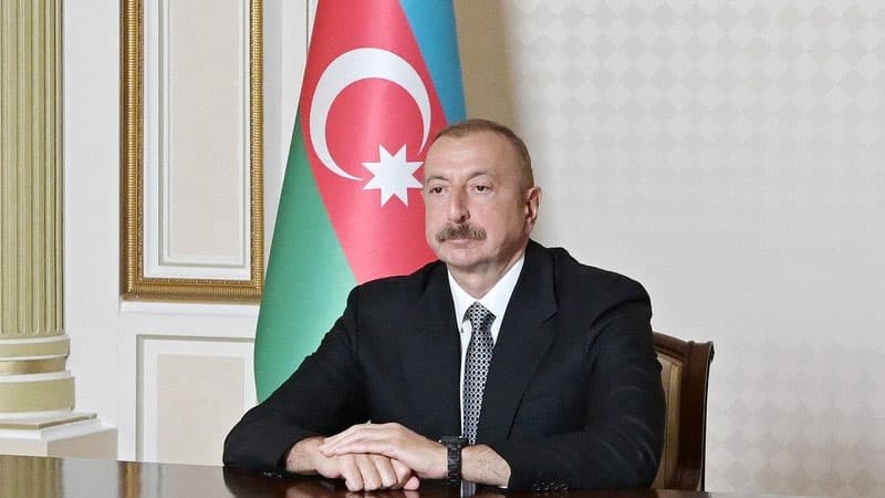 Prezident əmanətlərin sığortalanması üzrə kompensasiya məbləğini artırdı