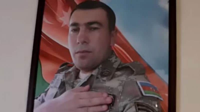 Yaralı halda 2 gün döyüşən şəhidimiz (VİDEO)