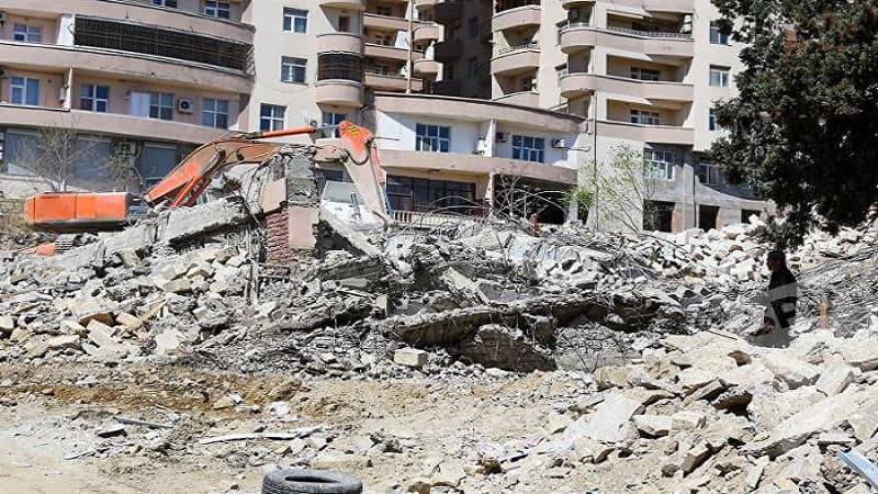 Bakıda bu binalar söküləcək