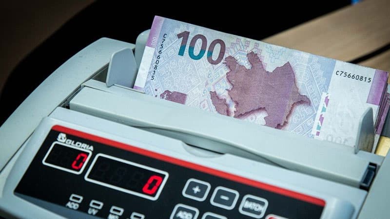 Milli Qəhrəmanlar və şəhid ailələrinin Prezident təqaüdü artırıldı