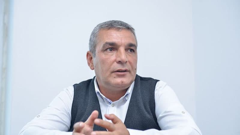 Prezident özünü iqtisadi-sosial problemlərdən ayırmalıdır ki... - Ekspertdən təklif