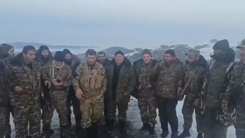 Ermənilərdən etiraf: Hadrutda gizlənən erməni terrorçular var (VİDEO)