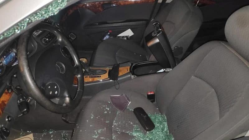 Sumqayıtda jurnalistin avtomobili qarət edildi (FOTOLAR)