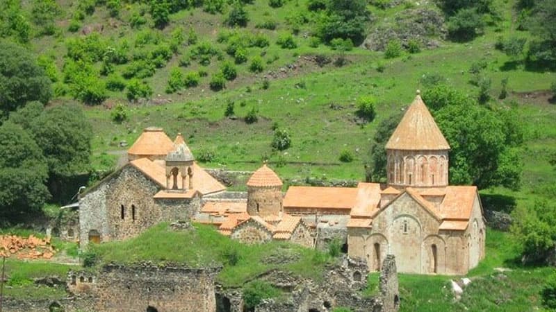 Kəlbəcərin düşmən tapdağından azad edilmiş abidələri (SİYAHI)