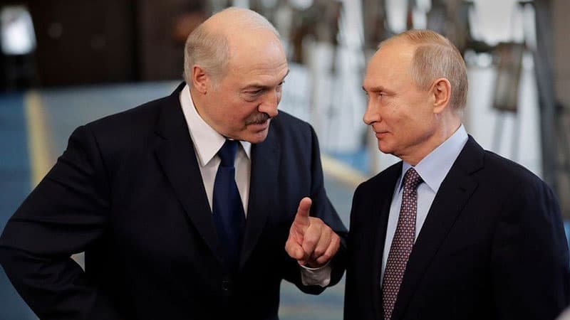 Lukaşenko: “Putindən başqa dostum yoxdur”