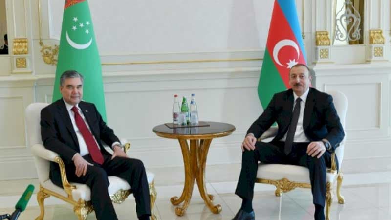Azərbaycan və Türkmənistan liderlərinin görüşündə maraqlı dialoq (VİDEO)