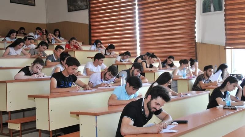 Azərbaycanda tələbələrə faizsiz təhsil krediti veriləcək