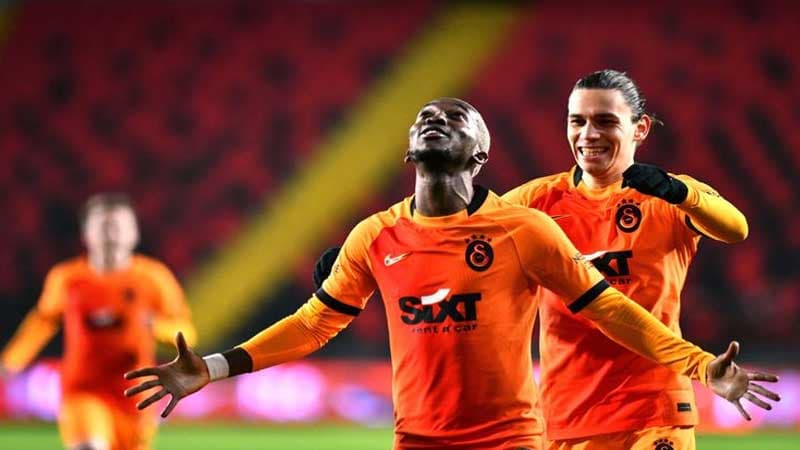 Onyekuru “Qalatasaray”a qələbə qazandırdı