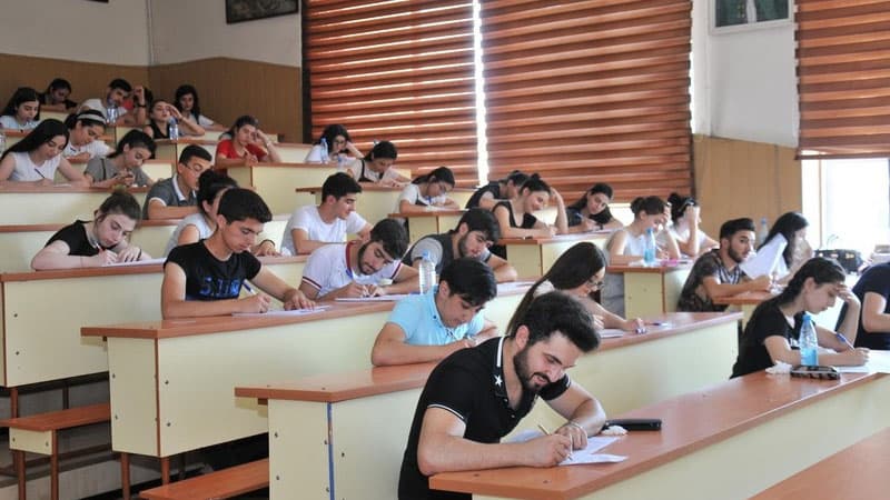 Universitetlərin açılması təxirə salına bilər