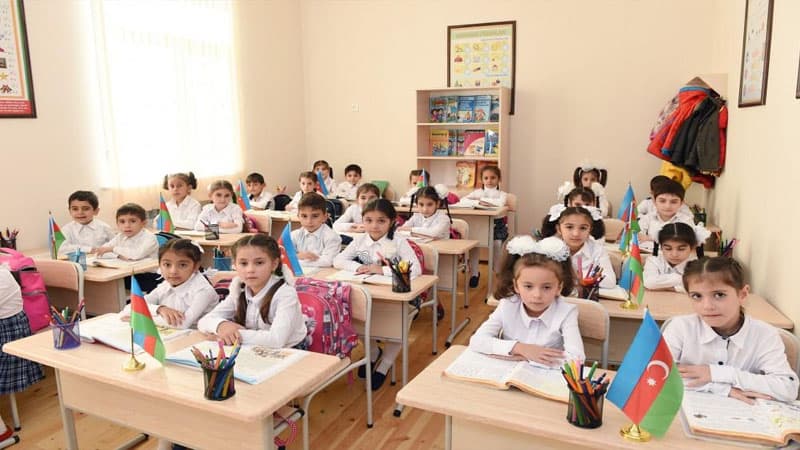Məktəblər açıldı: Dərsə davamiyyət necədir? – Təhsil eksperti