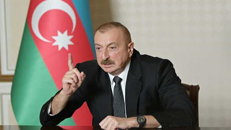 İlham Əliyev AZAL, DGK və Azəravtoyol rəhbərliyi haqqında: "Belə ziyanlı fikirlər bu adamların beyninə gəlir"