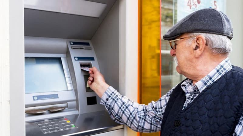 Pensiyalar nə qədər artacaq? - Ekspert açıqladı