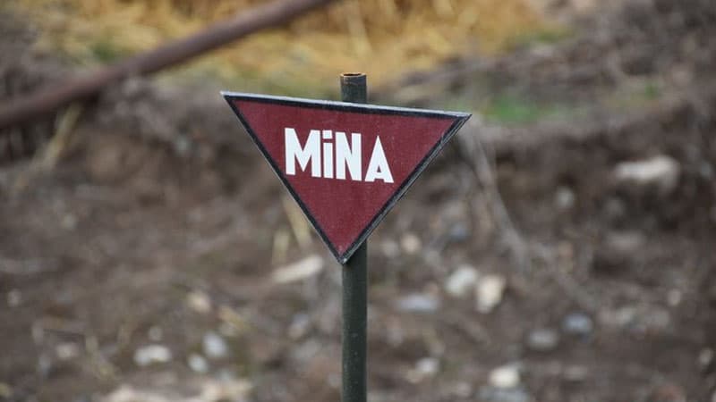 Füzulidə 3 mülki şəxs minaya düşdü, bir nəfər həlak oldu