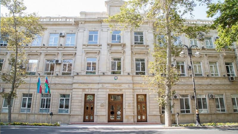  Nazir yeni aparat rəhbəri təyin etdi (FOTO)
