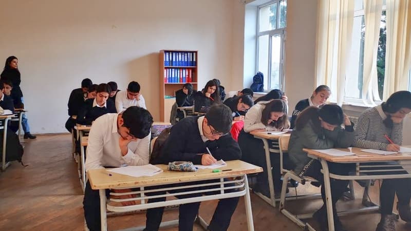 X-XI sinif şagirdləri məktəbə nə zaman gedəcək?