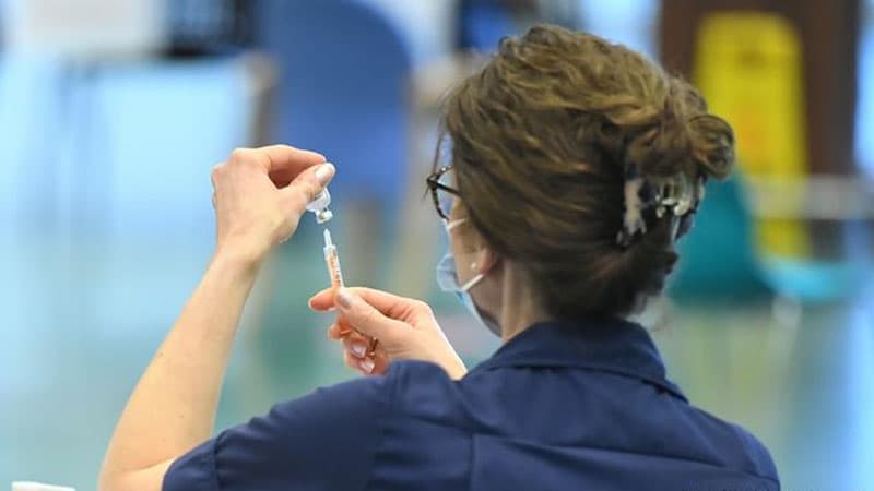 İngiltərə: “Dünyada 4 minə yaxın koronavirus variantı var”