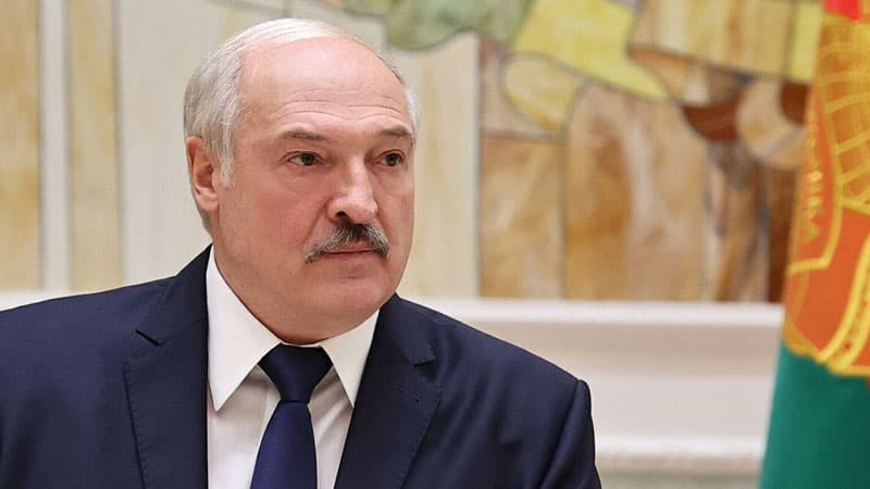 Lukaşenko xalqa söz verdi: “Biz heç vaxt Rusiyadakı kimi yaşamayacağıq”
