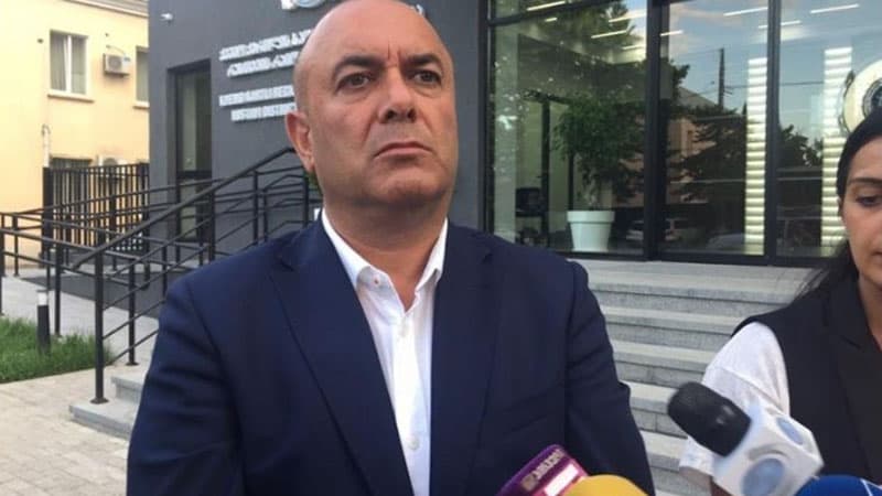 Sabiq deputat Azər Süleymanovun evi qarət edildi