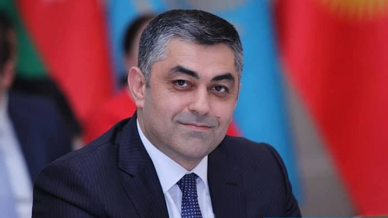 Ramin Quluzadə şirkətinin adını dəyişdirdi (FOTO)