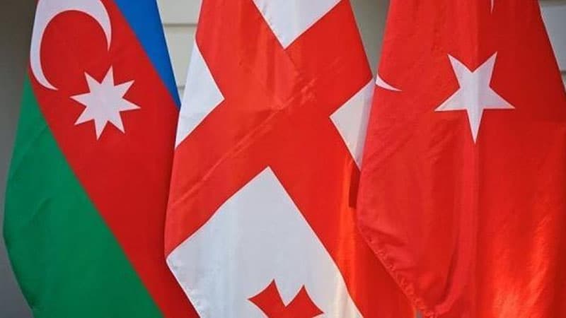 Hökumət istefa verdi, Bakıdakı üçtərəfli görüş təxirə salındı