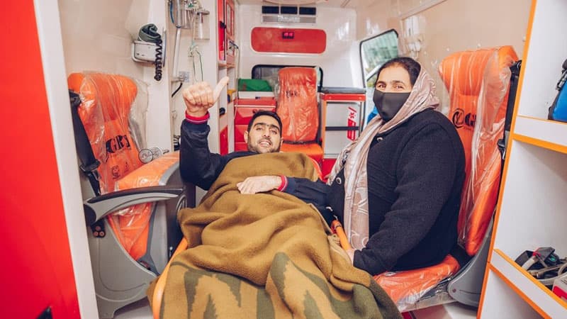 YAŞAT Fondu daha 10 qazini Türkiyəyə müalicəyə göndərdi (FOTO/VİDEO)