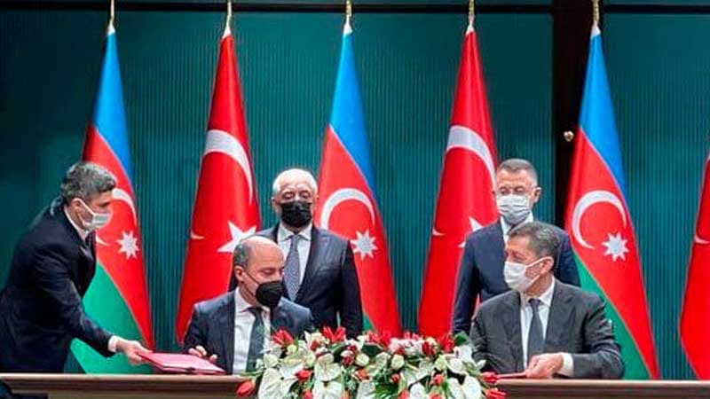 Azərbaycan və Türkiyə arasında peşə təhsili sahəsində əməkdaşlığa dair protokol imzalandı (FOTO)