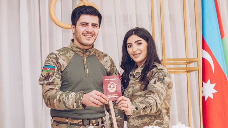 Qazimiz xəstəxanada başlayan sevgi hekayəsindən danışdı (FOTO/VİDEO)