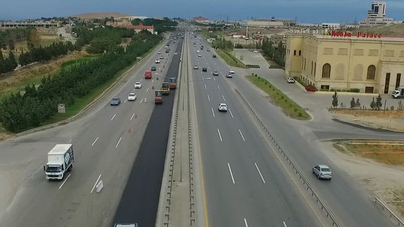 Bakı-Quba yolunun ödənişli hissəsinin istifadəyə veriləcəyi tarix açıqlandı