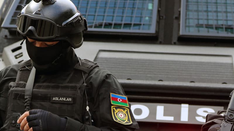 Polis 4 rayonda əməliyyat keçirdi