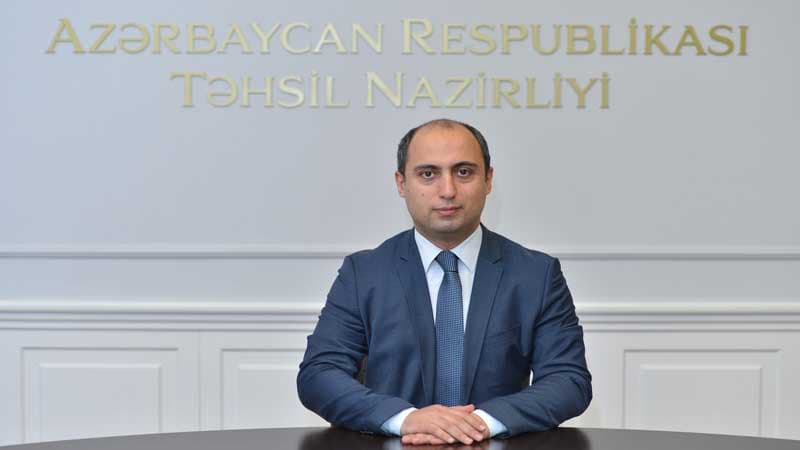 Təhsil naziri intihar edən məktəblilərdən yazdı