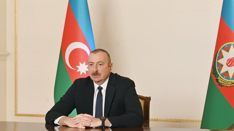 Prezident Macarıstanın xarici işlər və ticarət nazirini videoformatda qəbul etdi