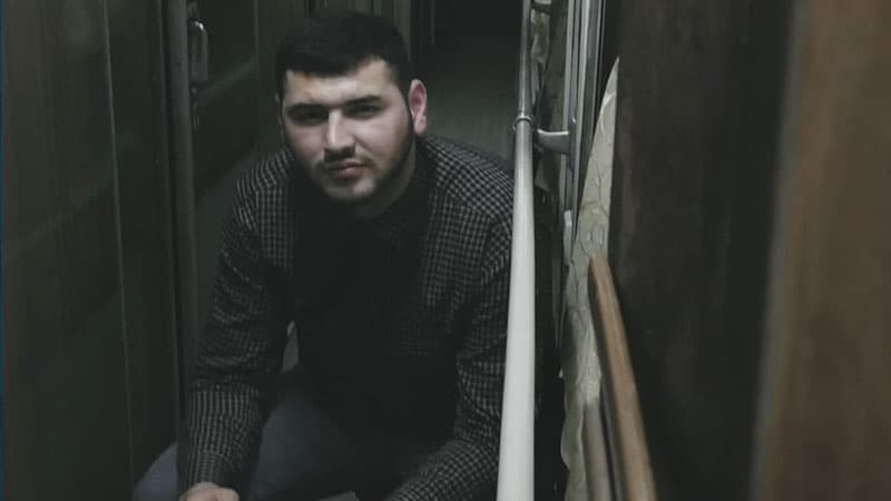 Gənc yazıçı: “Dostlarımın içində məşhur kriminal oğrular, "ara" uşaqları çoxdur...”